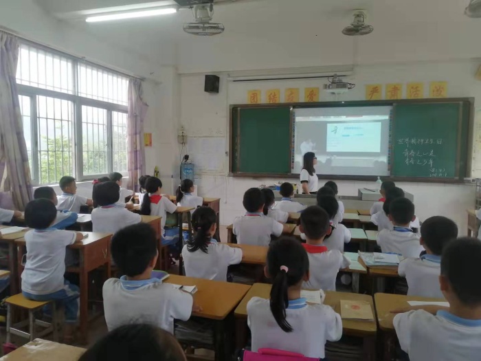 中山市神灣神舟學(xué)校開展第29個“世界精神衛(wèi)生日”主題教育活動 (3).jpg