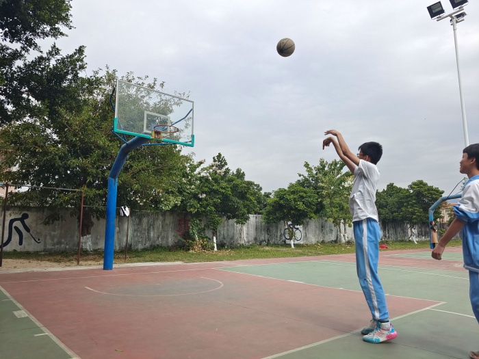 神灣神舟學(xué)校第24屆體育節(jié)活動(dòng) (3).jpg