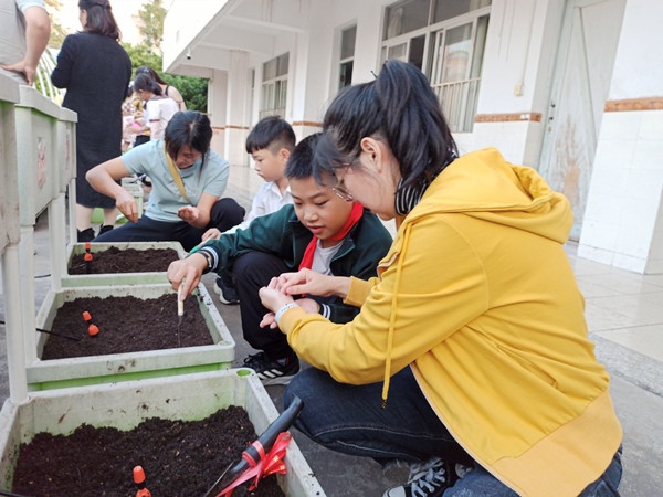 開心農(nóng)場(chǎng)開播儀式 (7).jpg