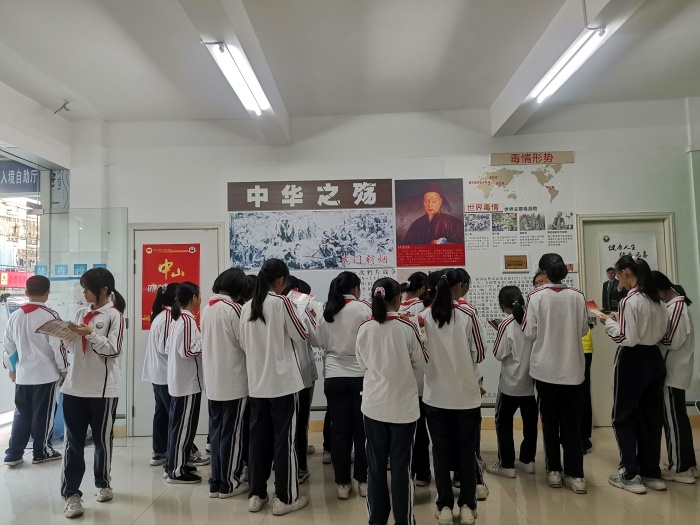 2021年11月11日 港口中學(xué)參加鎮(zhèn)禁毒教育6.jpg