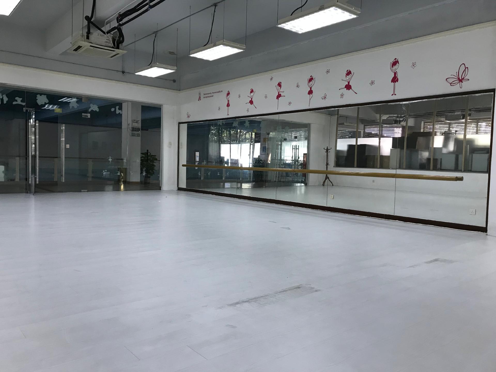 婭菲體育．越秀濱?？刁w中心