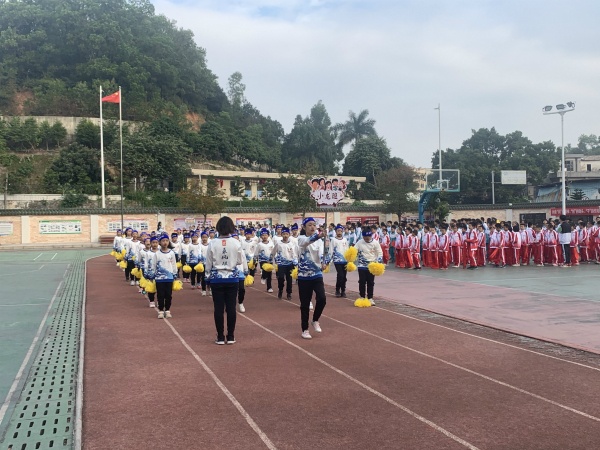 進(jìn)擊吧，六小的青春少年！