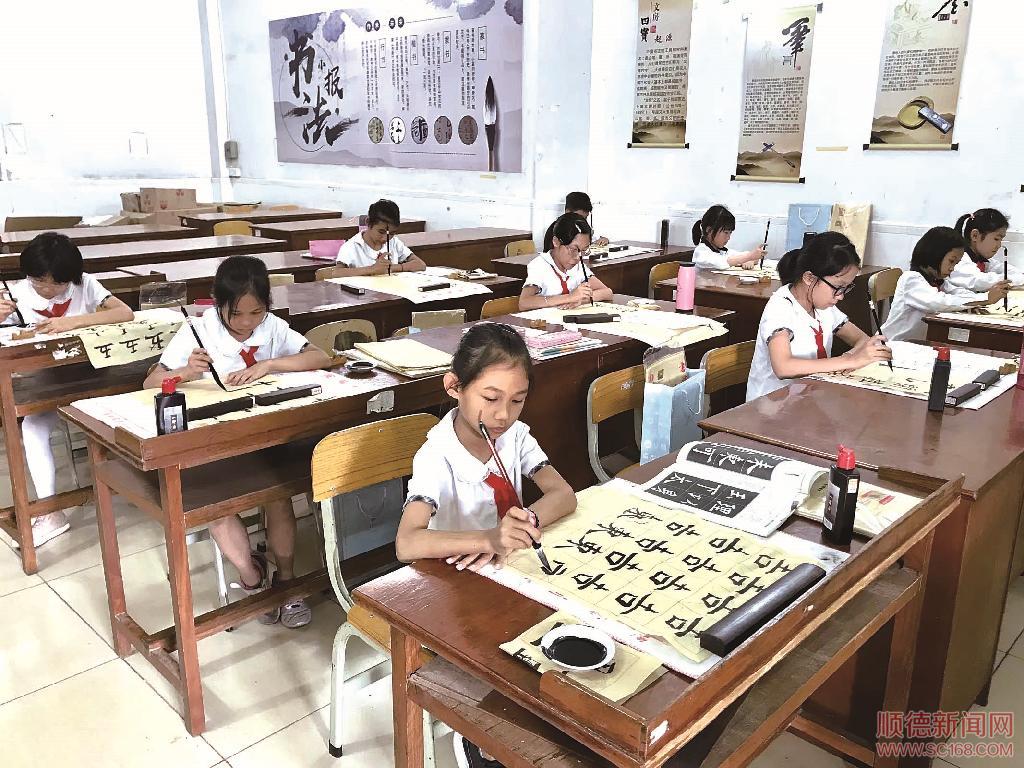 黨建引領(lǐng)，社團(tuán)活動(dòng)全員參與