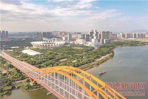 綠起來(lái)的城市 慢下來(lái)的時(shí)光