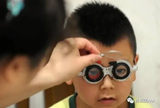 中小學生近視率反彈，再次敲響近視防控的警鐘！