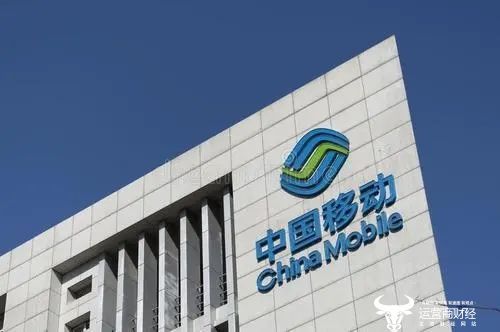 有人非要質(zhì)疑運(yùn)營(yíng)商的“校訊通”業(yè)務(wù) 但某地神回復(fù)：“自愿”