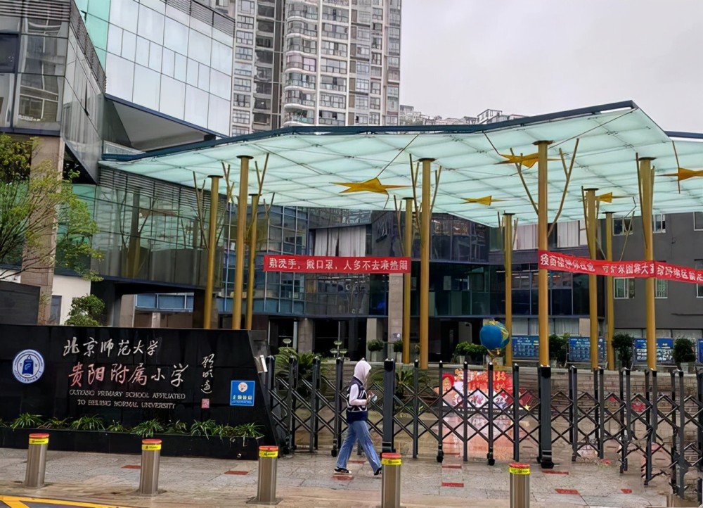 7歲女孩家長把自己描述得很偉大！都是別人的錯嗎？只怕未必！