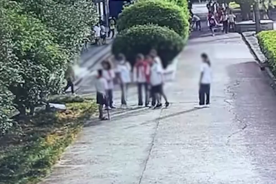 福建兩小學(xué)生起沖突，一人被打傷住進(jìn)ICU，相關(guān)部門(mén)已介入處理