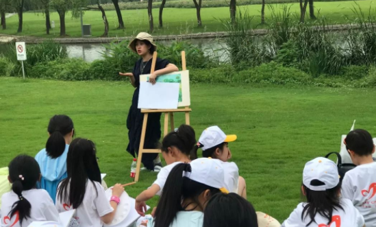 教育部新通知，學(xué)生或?qū)⒂瓉?lái)“四季假期”，家長(zhǎng)卻為此擔(dān)憂