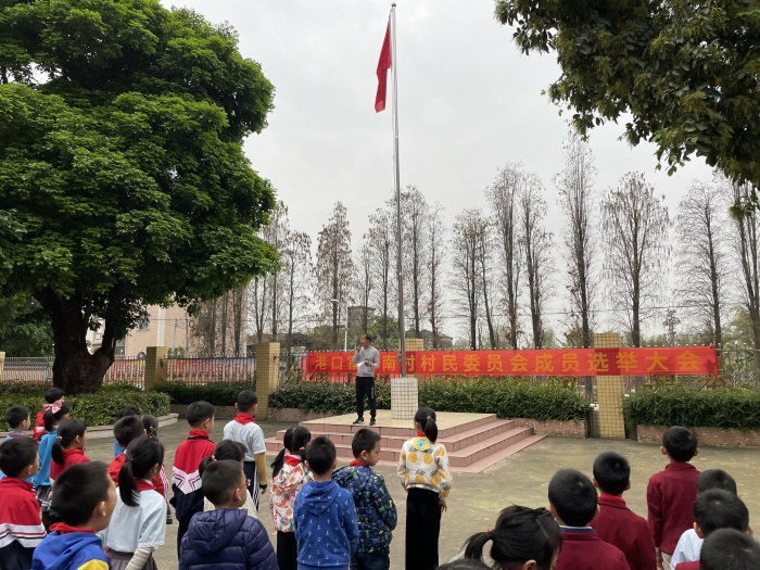 學(xué)雷鋒啟動(dòng)儀式 (2).jpg