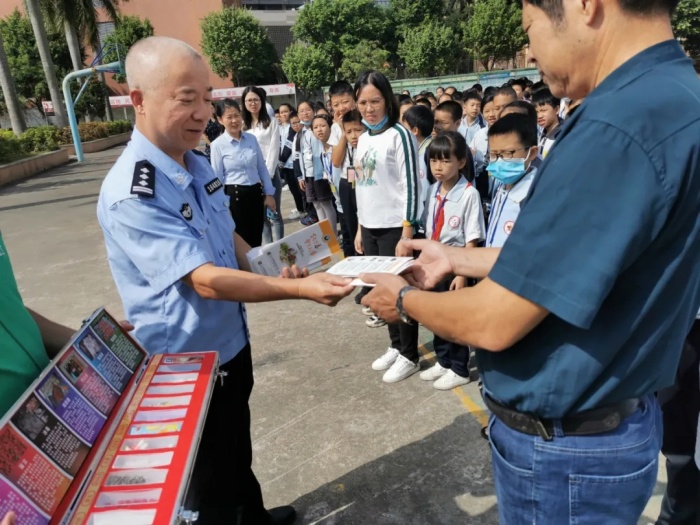 珍愛生命 拒絕毒品——新苗學(xué)校開展禁毒主題教育活動3.webp.jpg