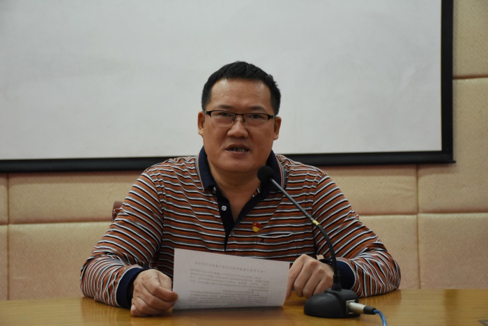 三角中學(xué)視力健康管理隊(duì)伍集中履職儀式照片 (6).JPG