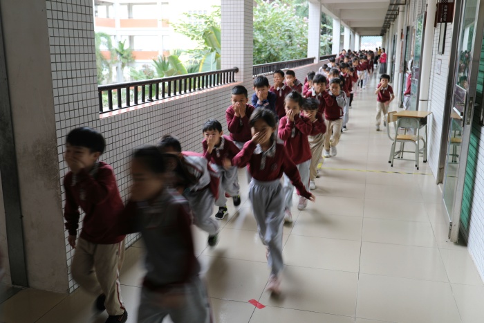 “學(xué)習(xí)消防知識，共建平安校園”消防宣傳進(jìn)校園