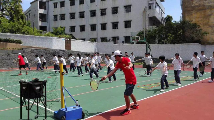 網(wǎng)球課堂1.jpg