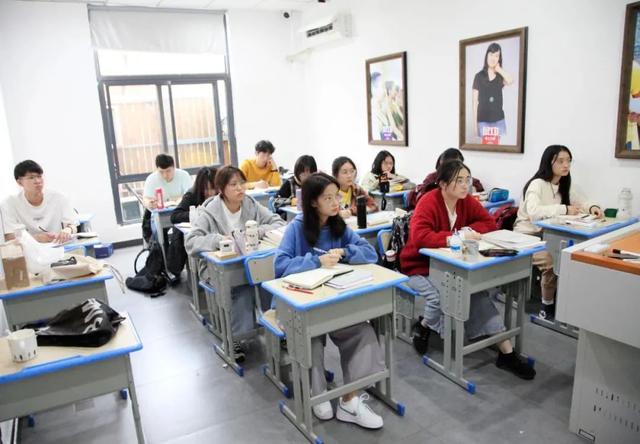 高考不用考英語？嗯！你還可以選考其他5個語種