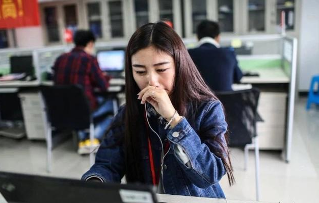 大一新生剛入學不到一周，就被校方通知退學，只因體檢不合格