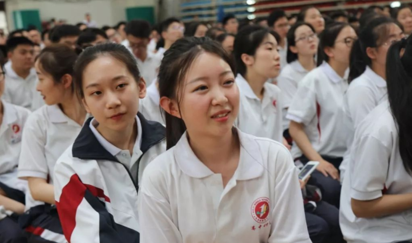 新高考“受歡迎”選科組合，覆蓋面廣且易拿高分，學(xué)生需權(quán)衡利弊