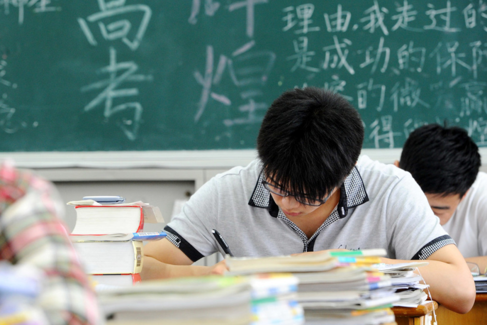 18年前19歲少年偷竊高考試卷，影響630萬考生，他的結(jié)局怎樣？