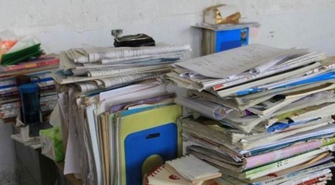 清華女學(xué)霸高考731分，看了她“抽屜”里的物品，家長陷入了沉思