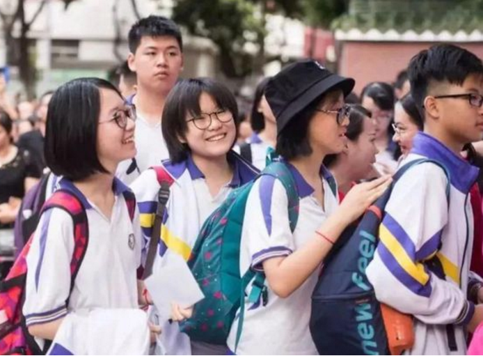 高考中“取消”一門學科投票，英語位列第2，榜首一點也不意外