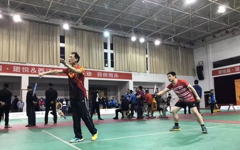 9所符合條件的城區(qū)學(xué)校的體育場地全部向社會(huì)開放