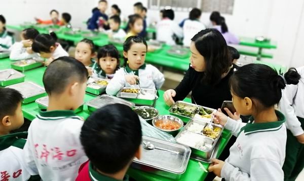 調(diào)整大小 744f7ca85e36930b8aa5b853dccea72.jpg