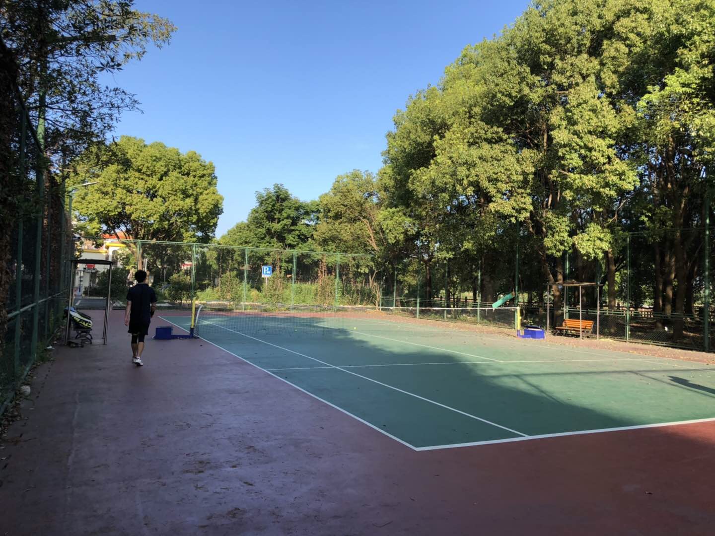 蟠桃廣場(chǎng)市民益智健身點(diǎn)