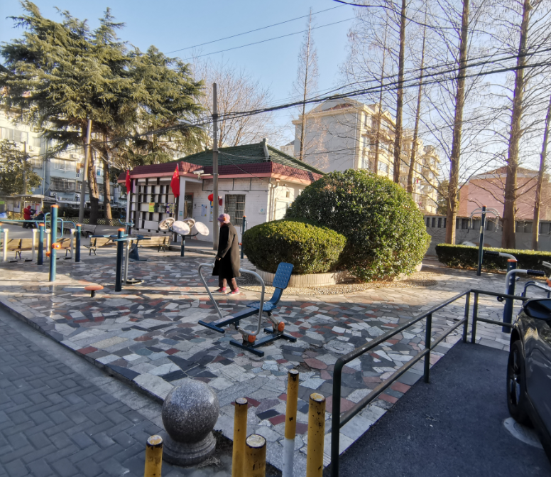 嶗六居委會健身點(diǎn)