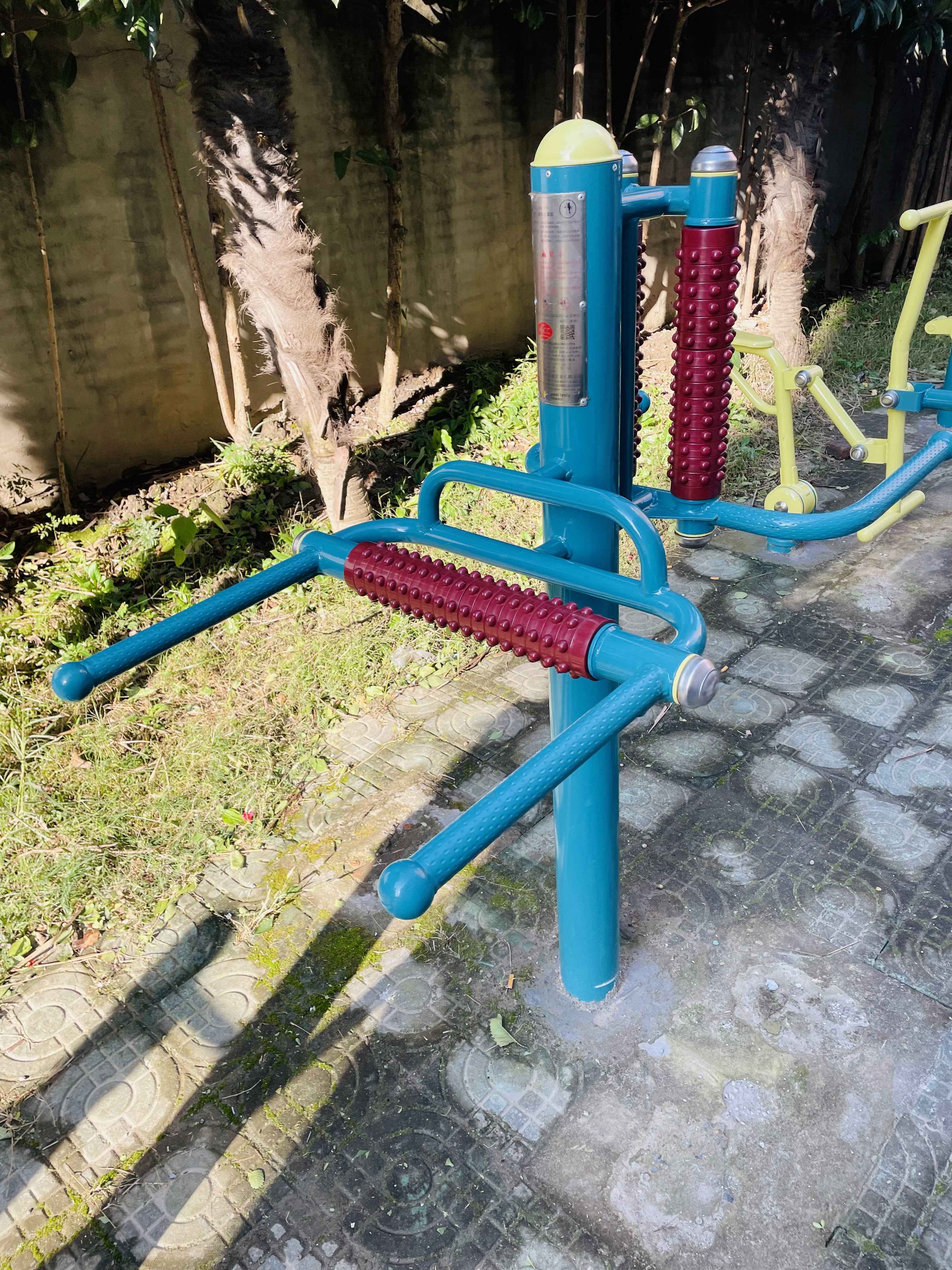 互動式腰背按摩器 互動式腰背按摩器