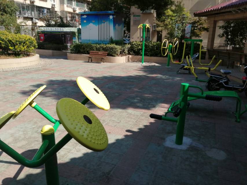 上南三村居委會健身點(diǎn)