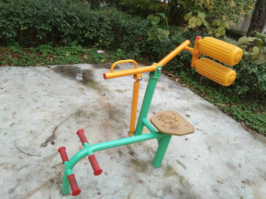 腹背鍛煉器 腹背鍛煉器