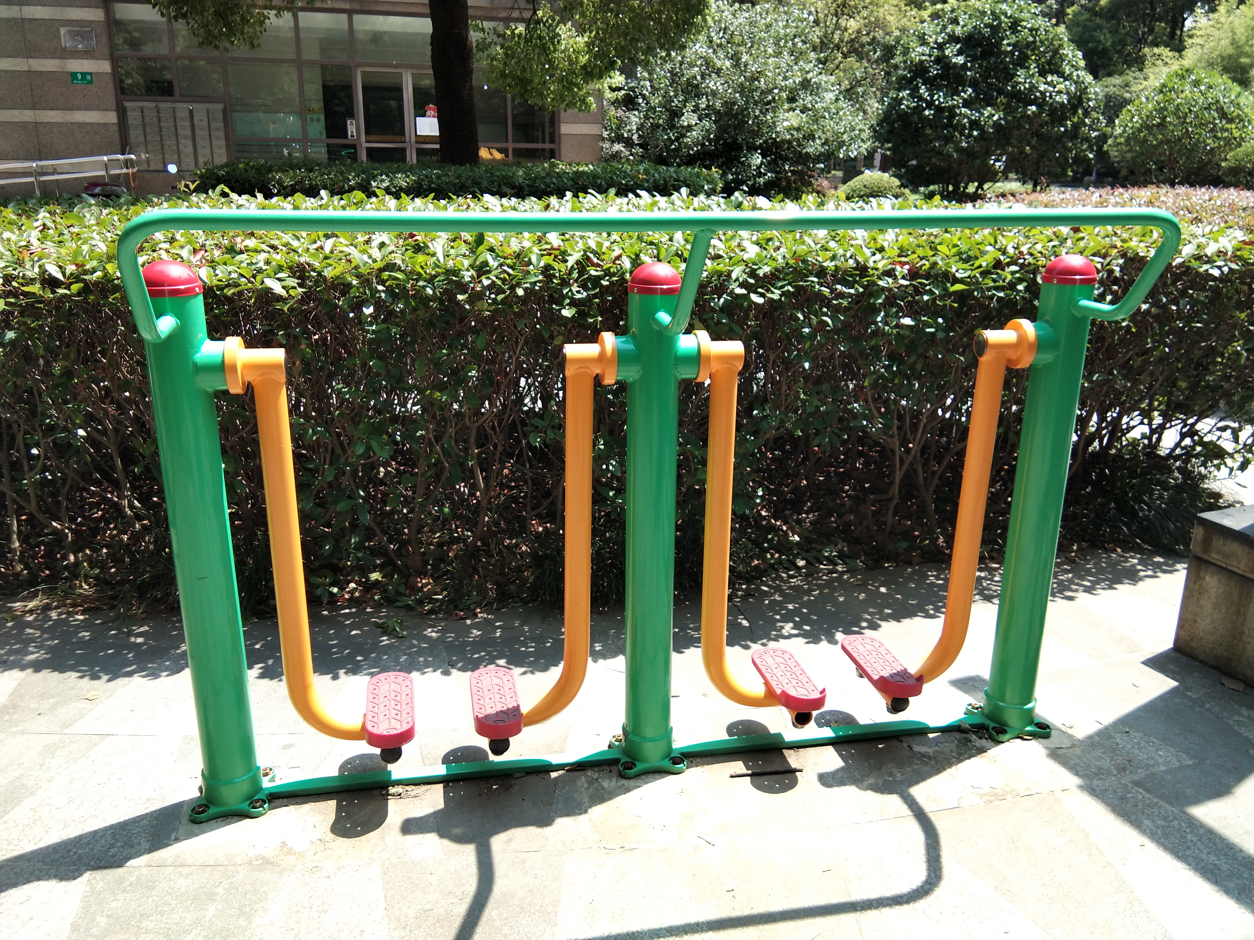 兩聯(lián)漫步機(jī)