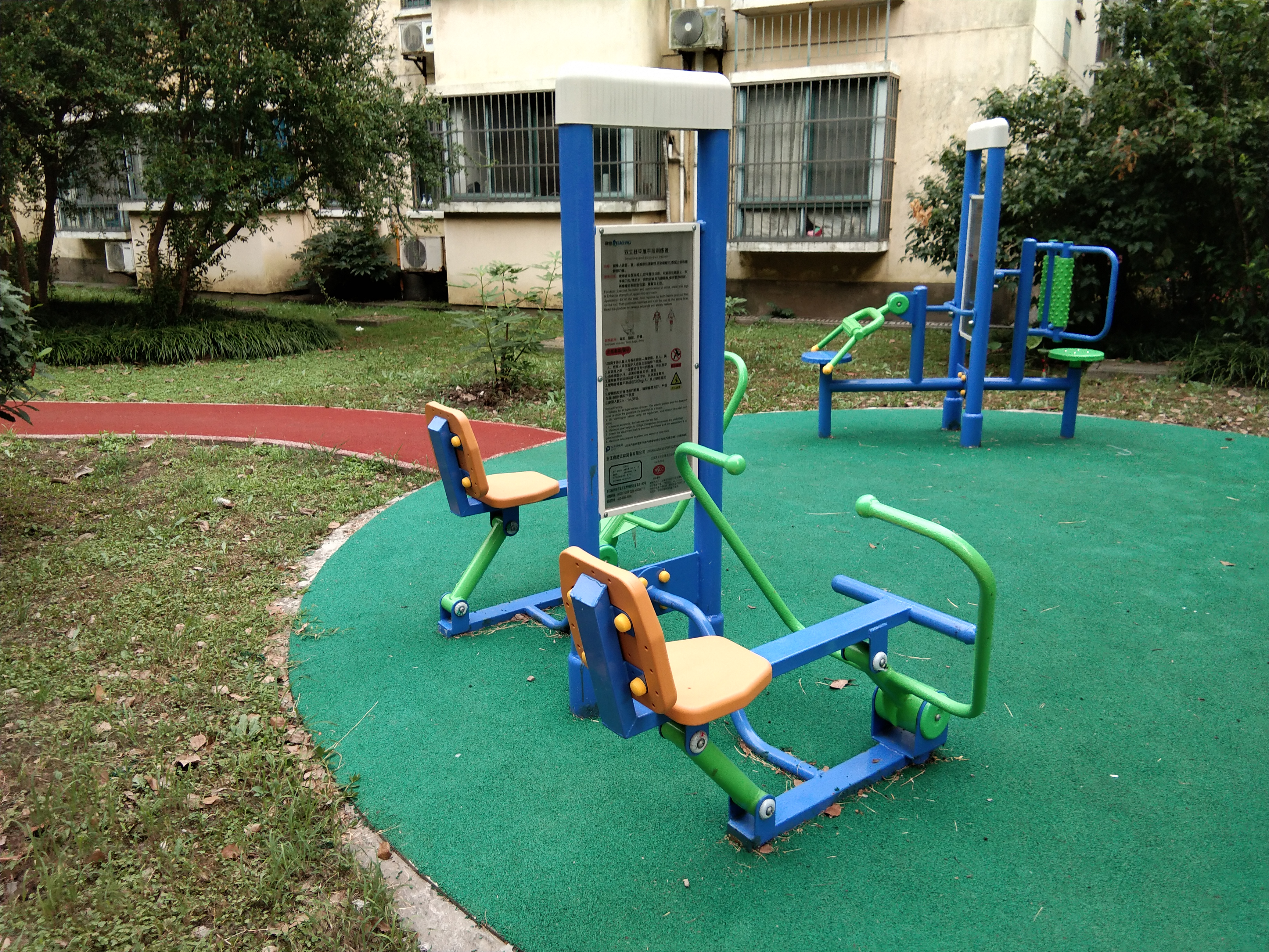 雙立柱平推平拉訓(xùn)練器 雙立柱平推平拉訓(xùn)練器