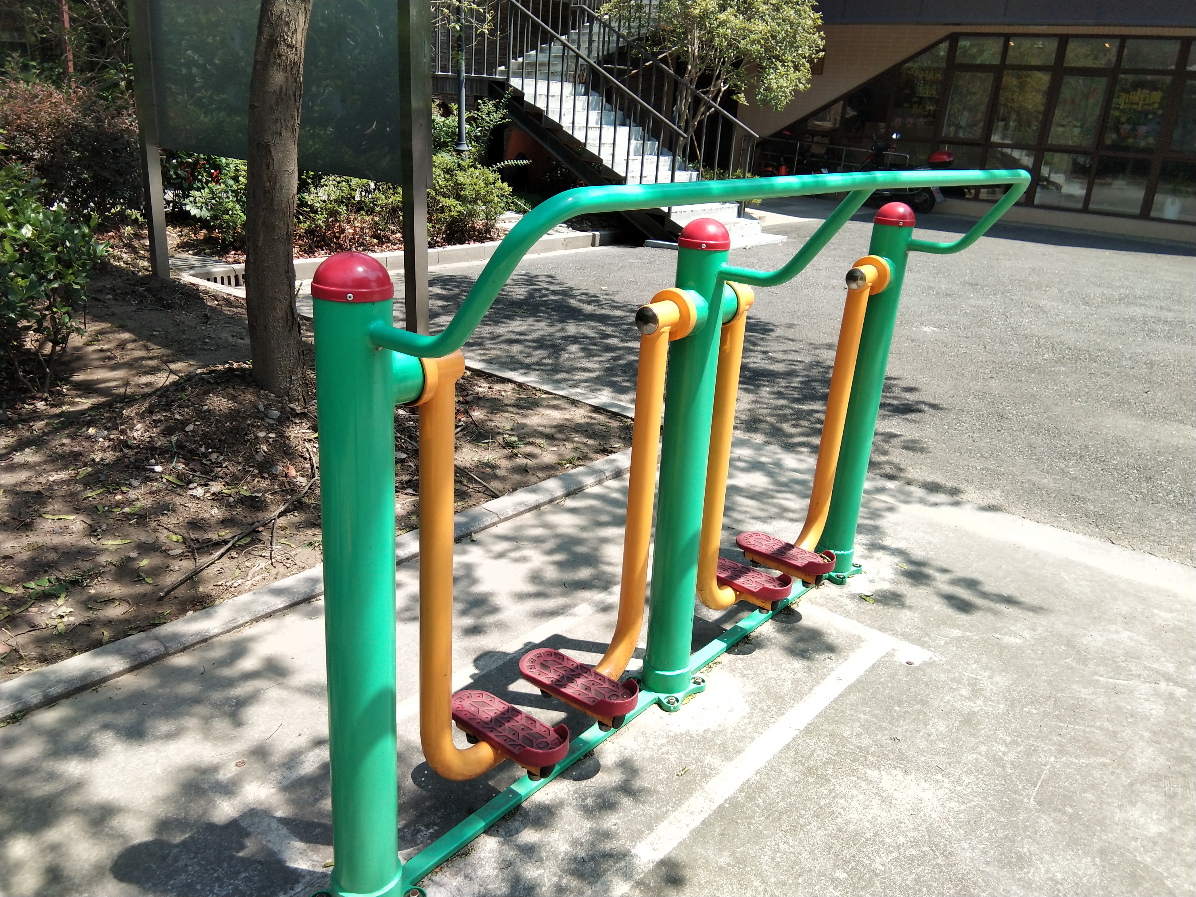 兩聯(lián)漫步機 兩聯(lián)漫步機