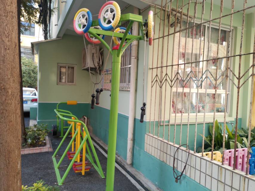 三聯(lián)居委健身苑點