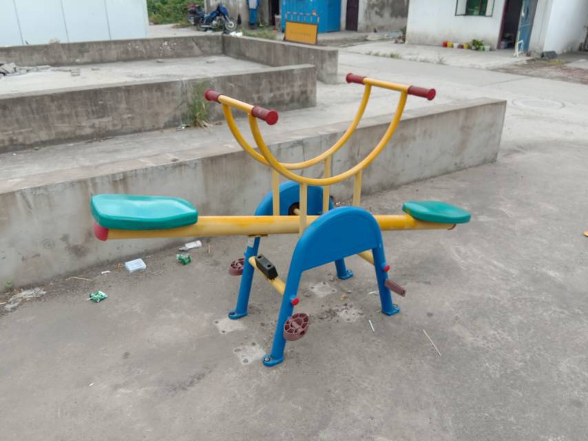 健身翹板 健身翹板