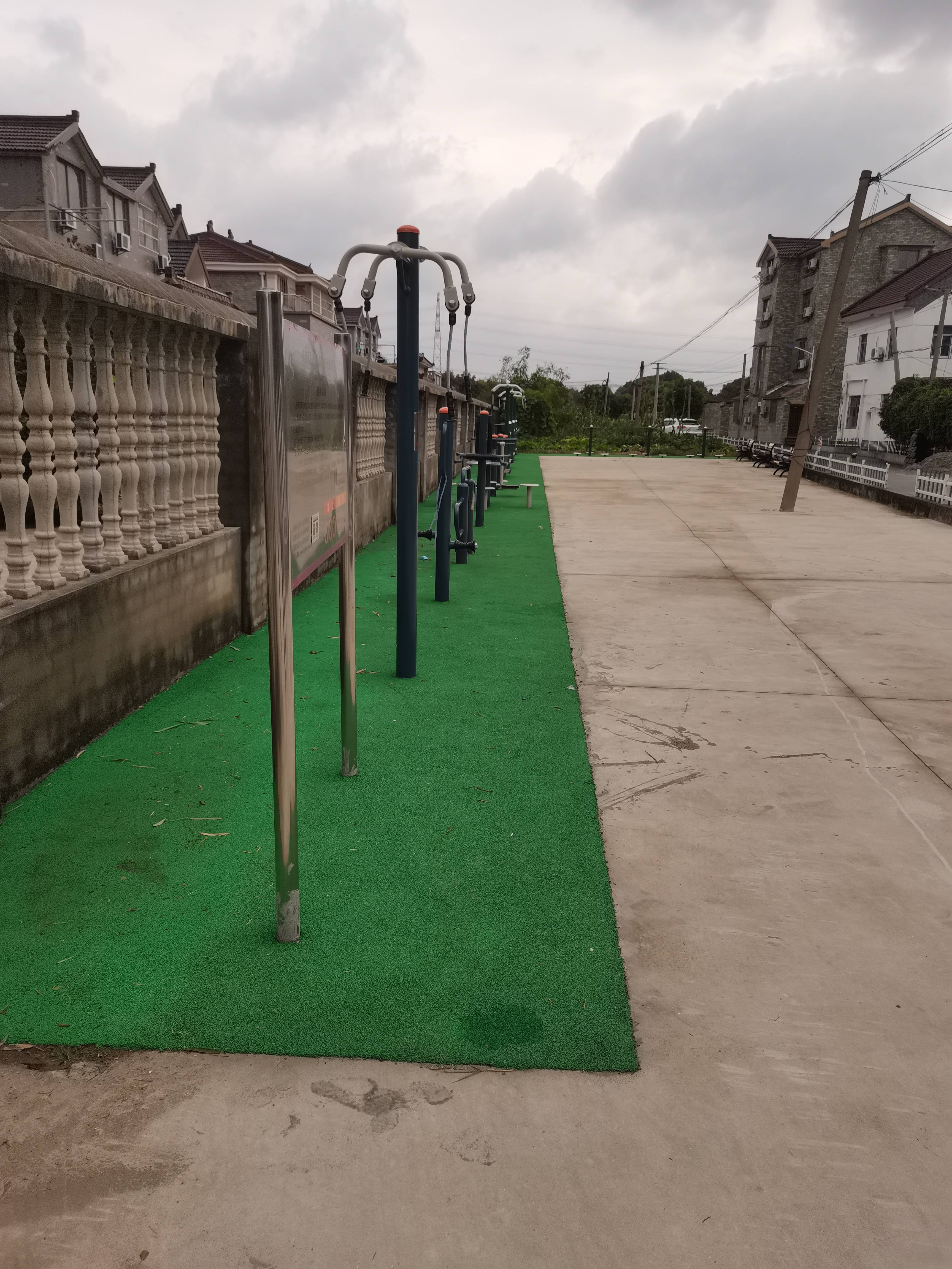 西觀潮新村健身點(diǎn)2