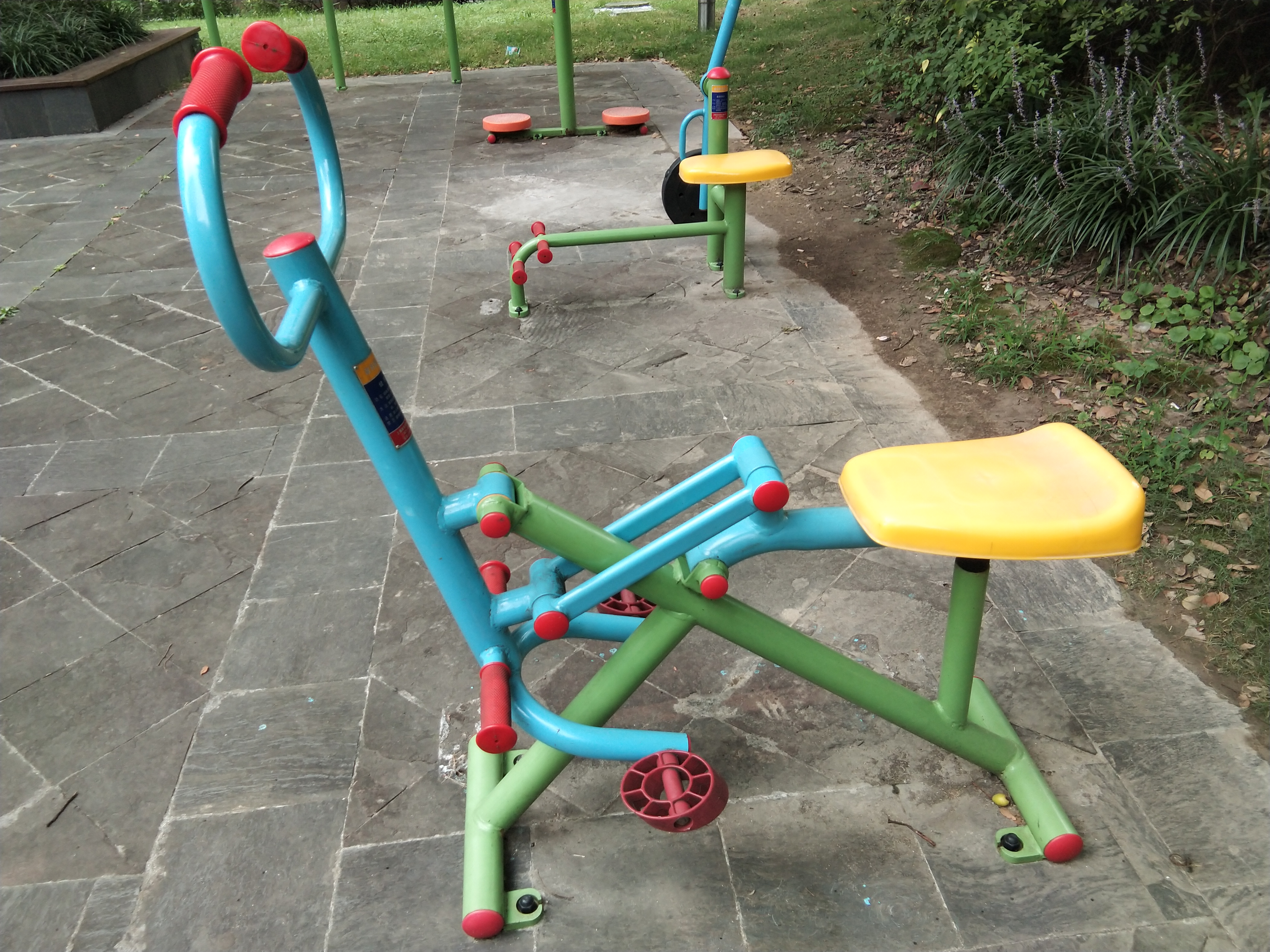 健騎機(jī) 健騎機(jī)