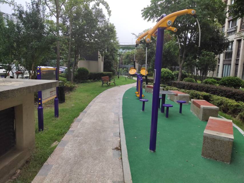 龍陽(yáng)居委市民益智健身點(diǎn)1