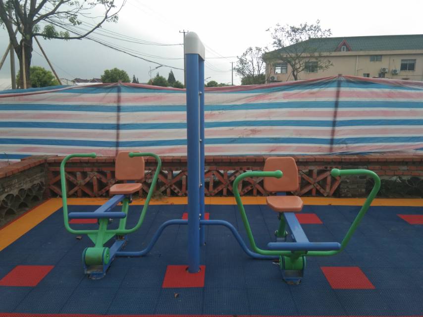 雙立柱平推平拉訓(xùn)練器