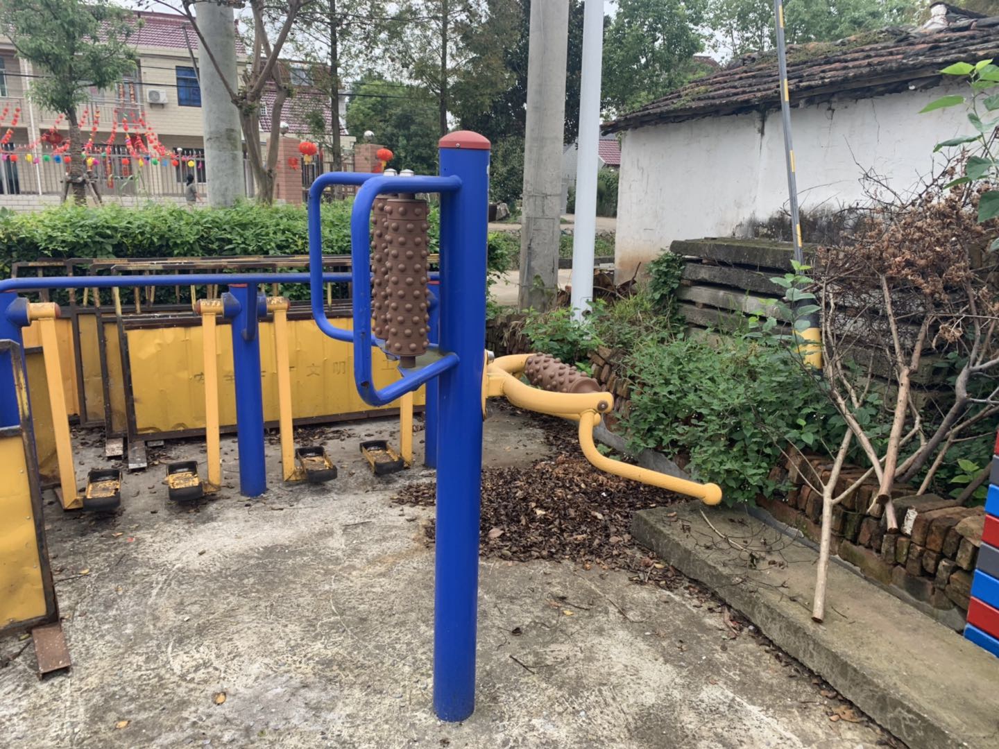 腰背按摩器 腰背按摩器