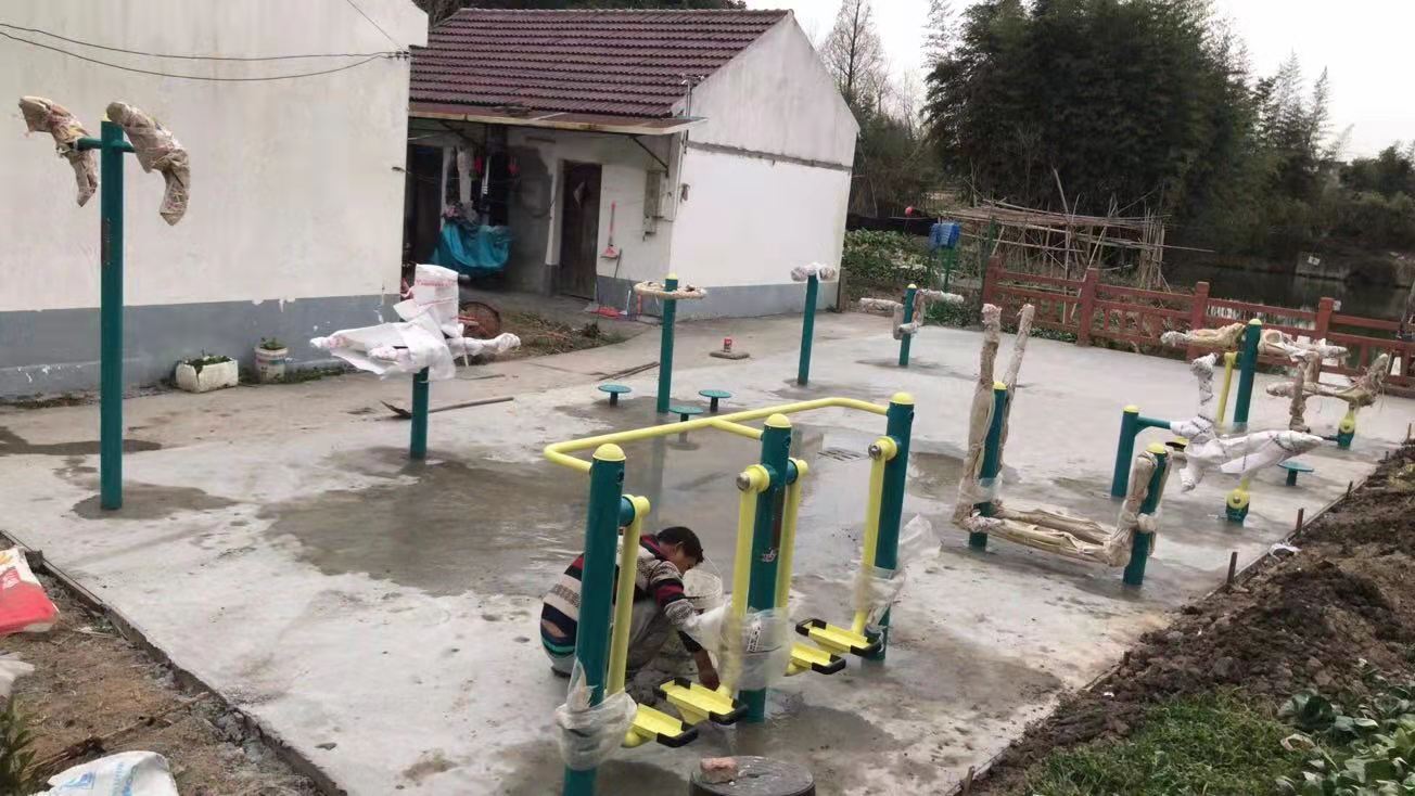 鹿溪村19組健身點(diǎn)