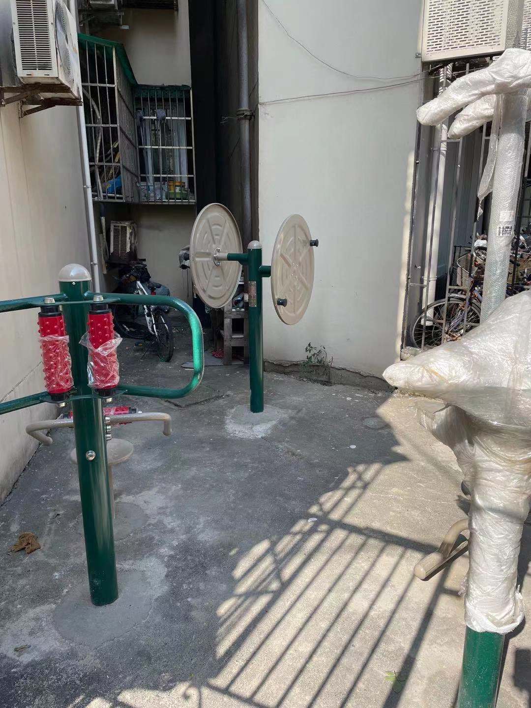 靜安區(qū)寶山路街道芷江中路294弄居委健身點(diǎn)（芷江中路418弄）