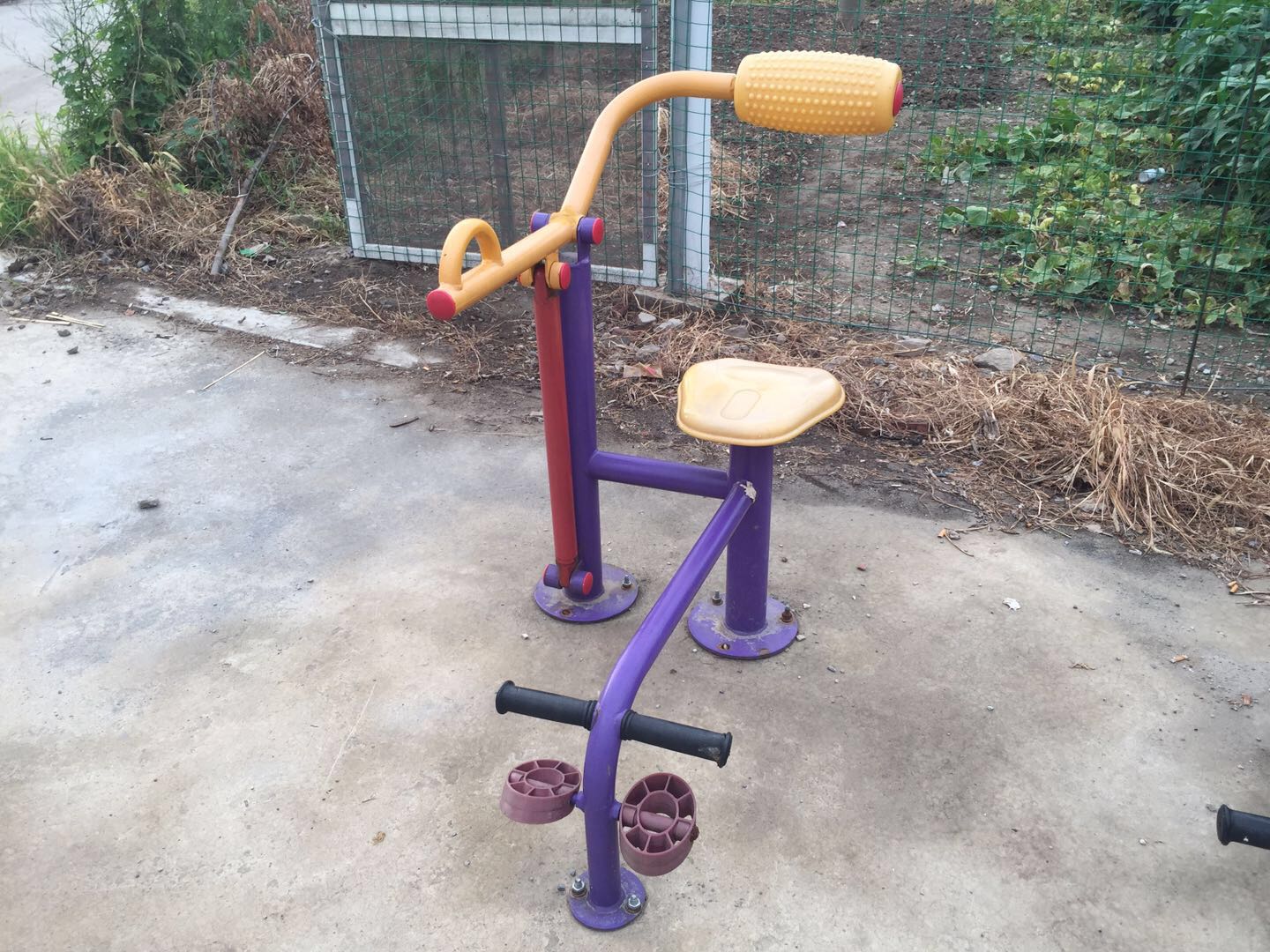 腹背鍛煉器 腹背鍛煉器