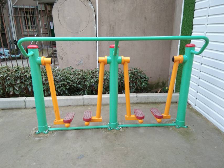 兩聯(lián)漫步機 兩聯(lián)漫步機