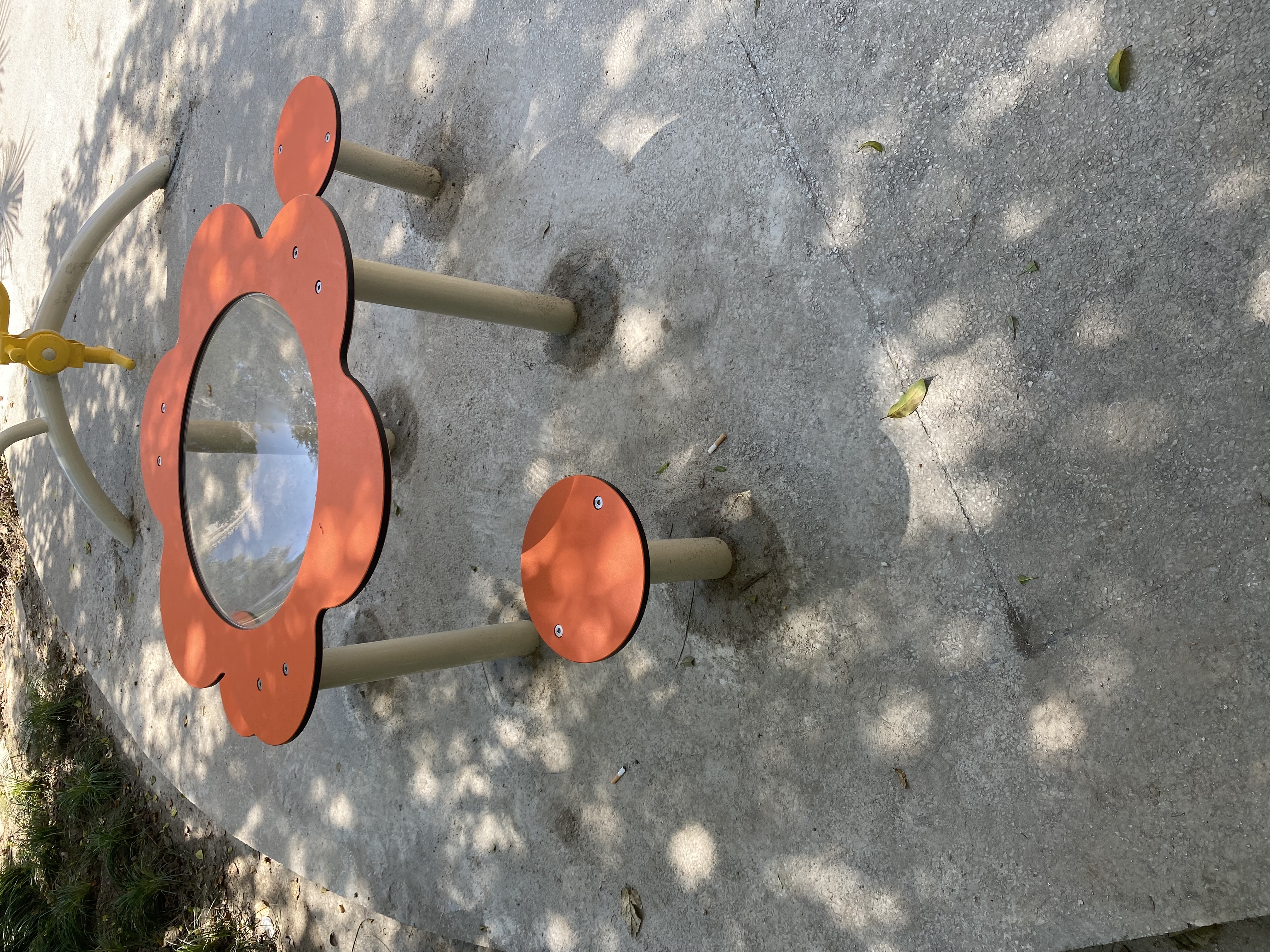 兒童娛樂設(shè)施