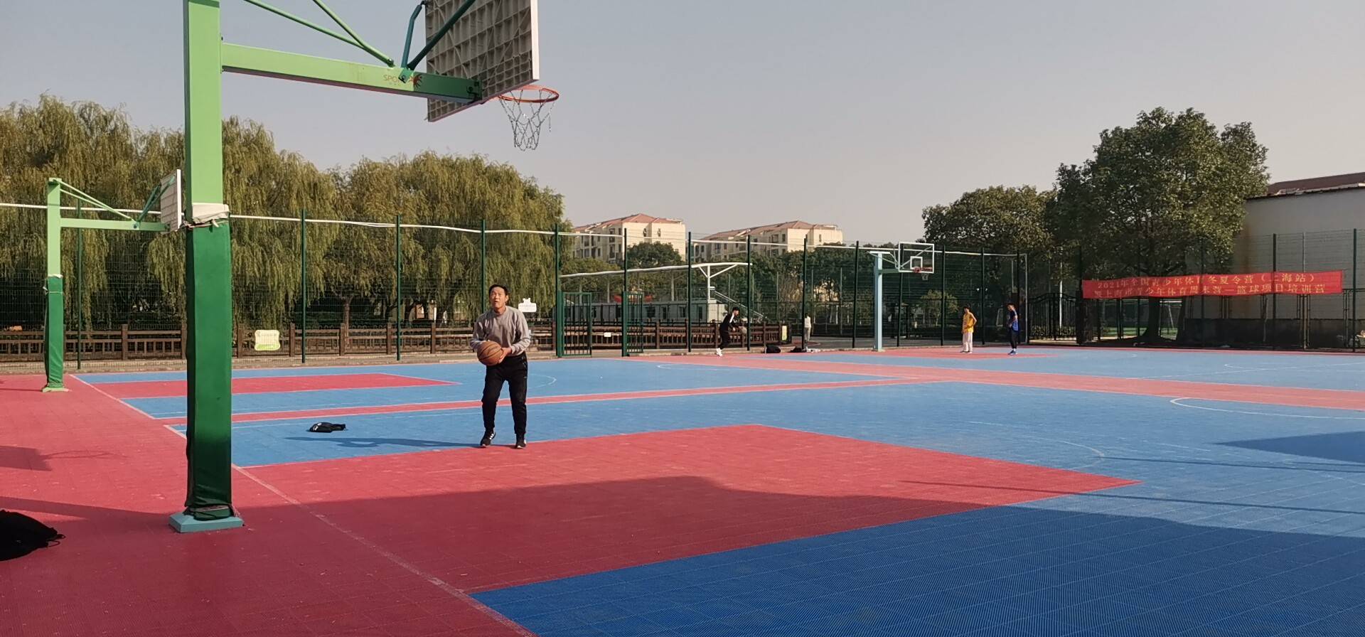 騎馬機(jī) 騎馬機(jī)