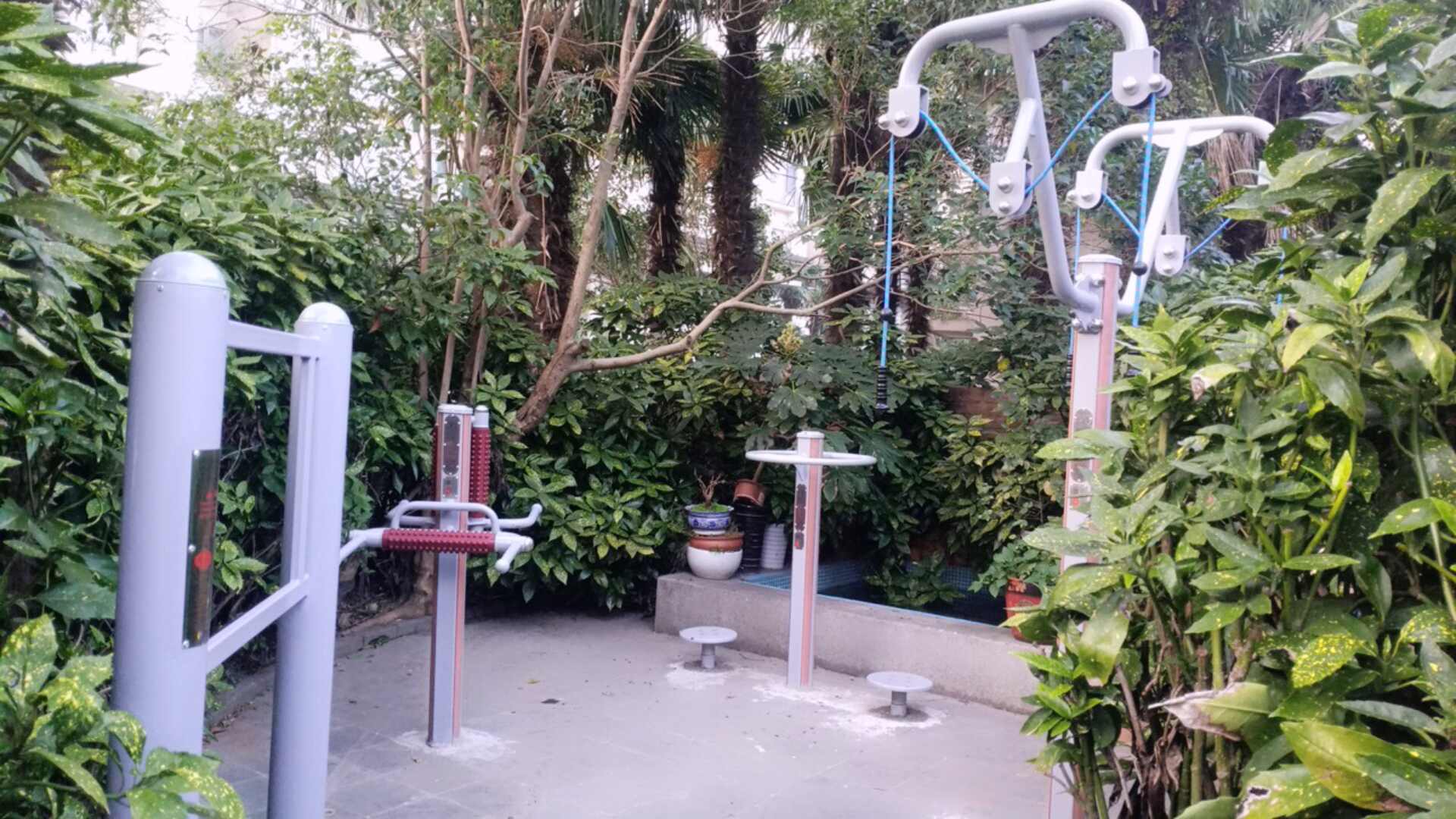 光明城市健身點