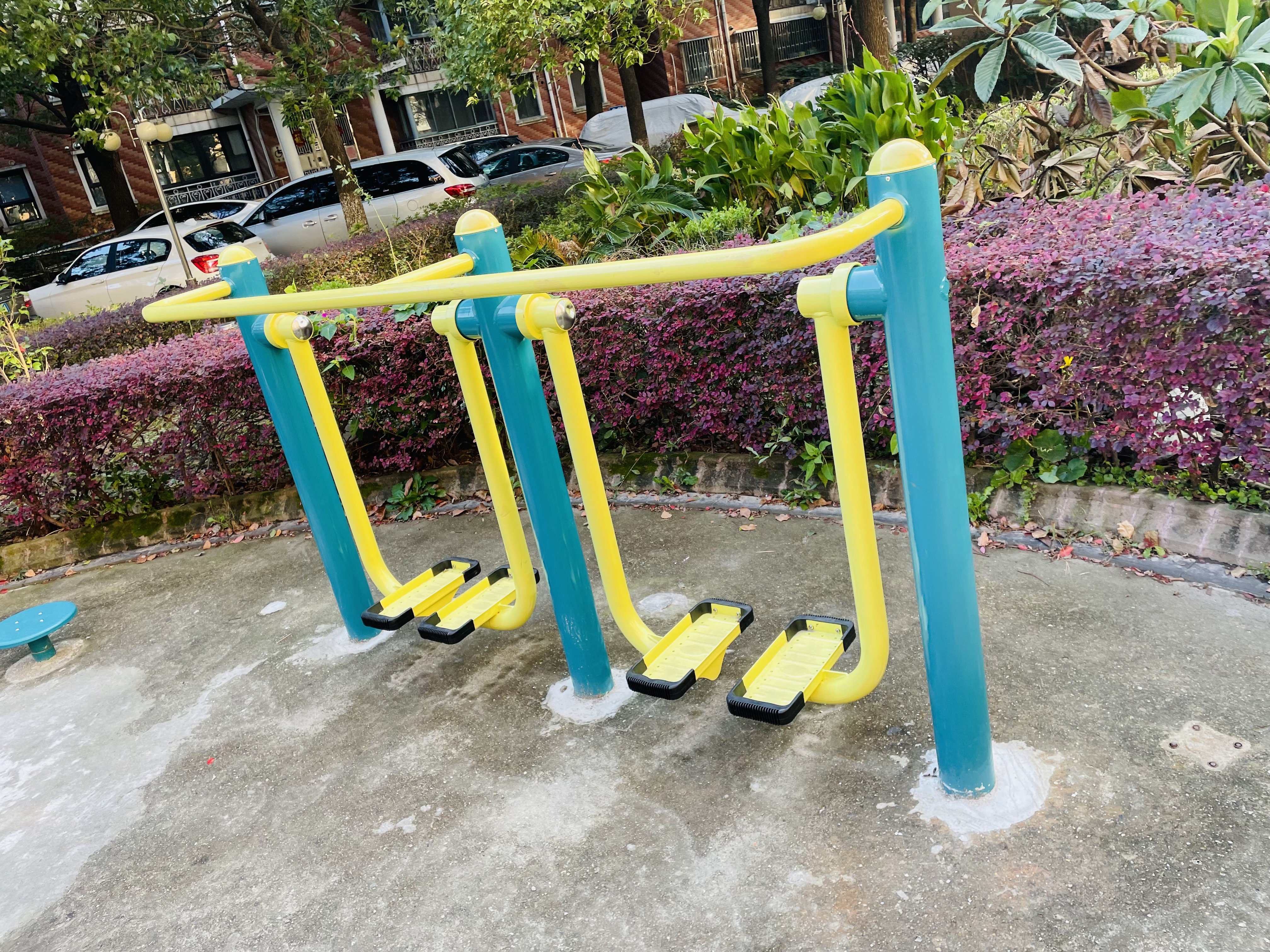 二位智能太空漫步機