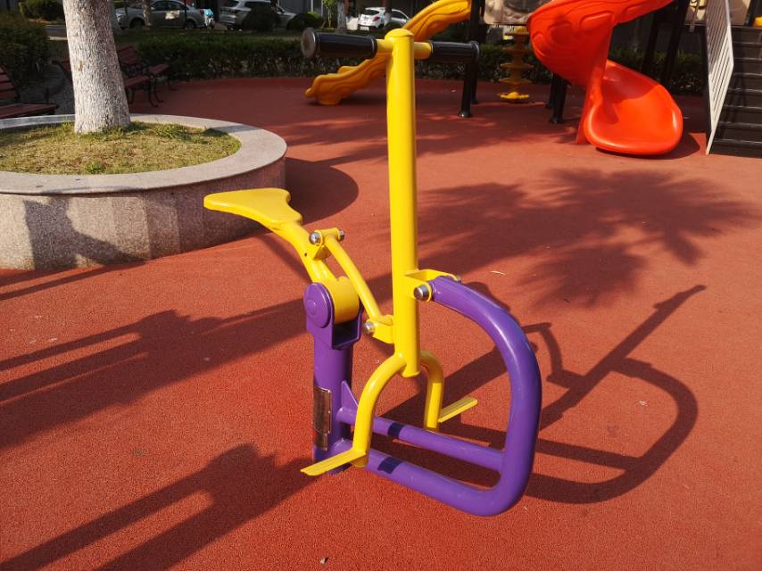 健騎機(jī) 健騎機(jī)